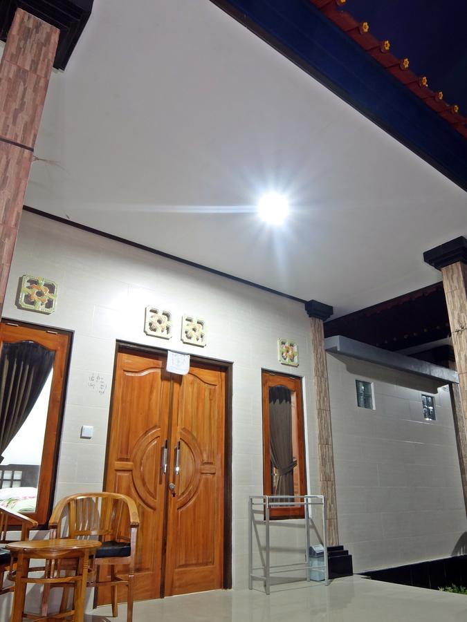 Pondok Wisata Widi Nusa Lembongan Buitenkant foto
